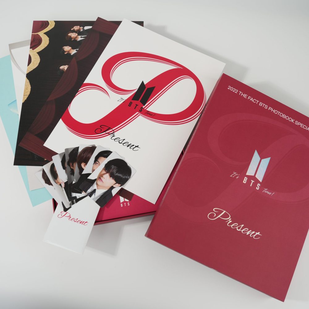 2022 THE FACT BTS PHOTOBOOK – SPECIAL EDITION “PRESENT”